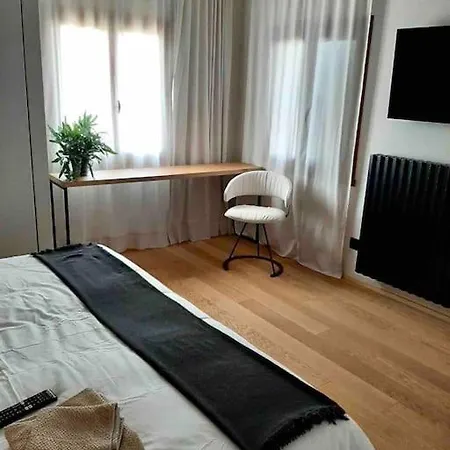 1-bedroom Design With Panoramic View * Mira