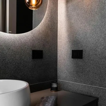 1-bedroom Design With Panoramic View Apartment Mira