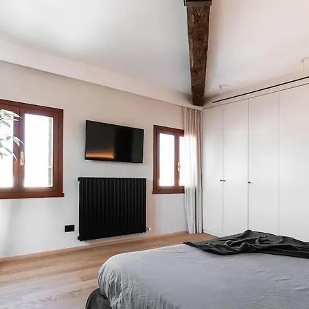 1-bedroom Design With Panoramic View *