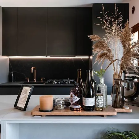 Appartement 1-bedroom Design With Panoramic View Mira